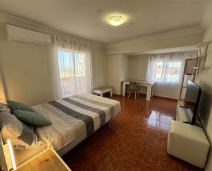 Dormitori de Pis per a compartir en Alcoy / Alcoi amb Aire condicionat, Terrassa i Balcó