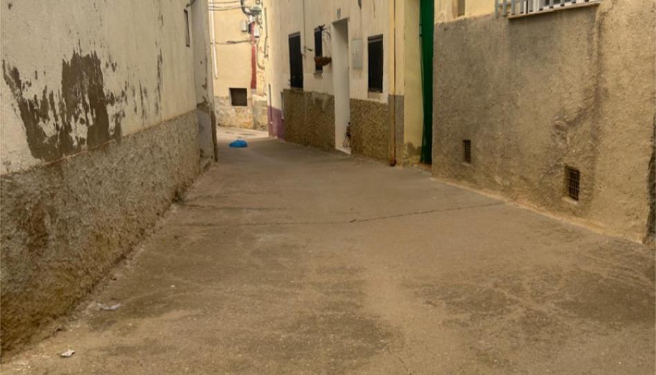 Single-family semi-detached for sale in Calle Peñal, 7, Alloza, Teruel - image 1 Photo 1 of Single-family semi-detached for sale in Calle Peñal, 7, Alloza, Teruel