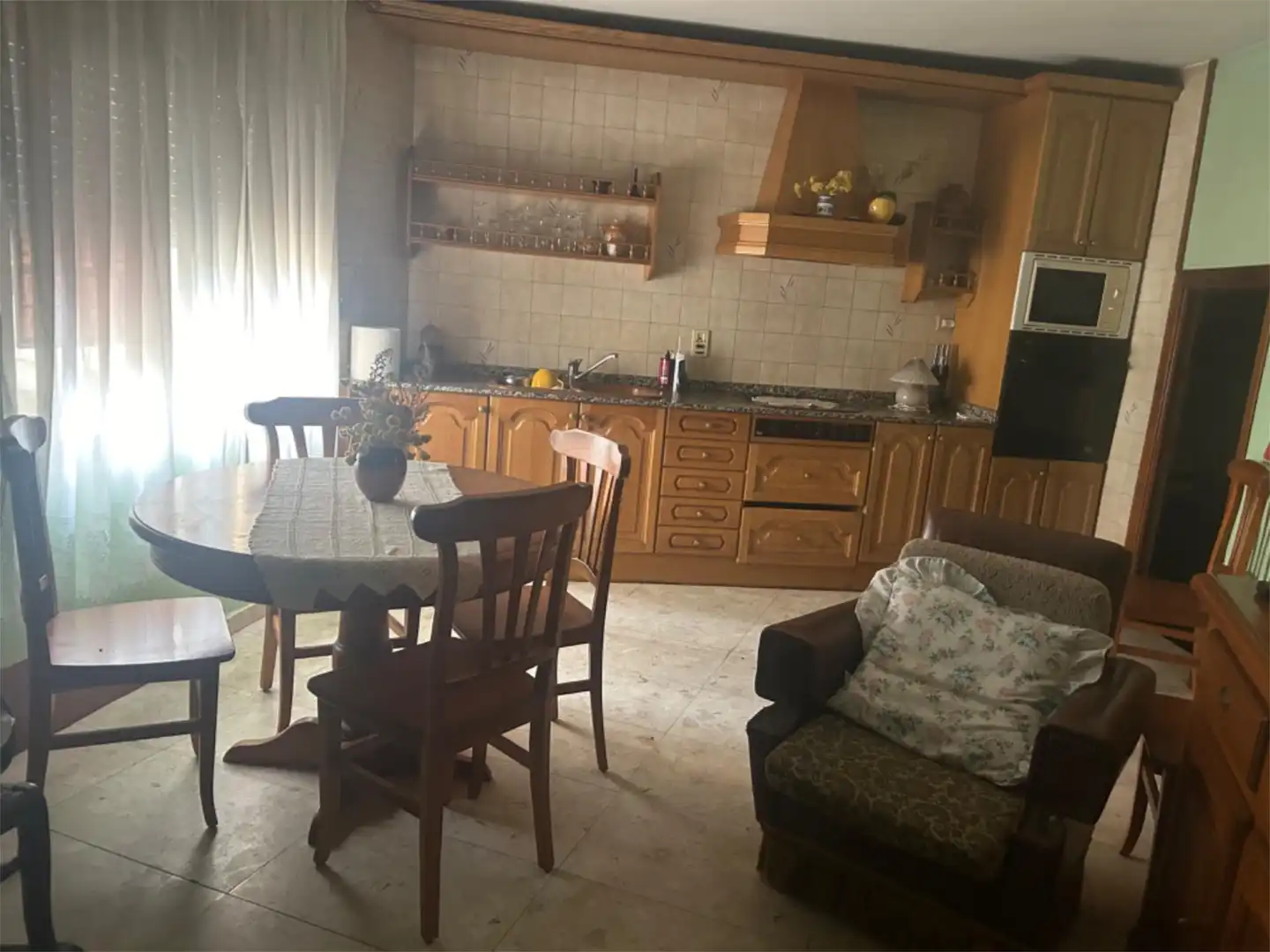 Casa adosada en venta en Calle Peñal, 7, Alloza Cocina de Casa adosada en venta en Alloza con Terraza y Amueblado