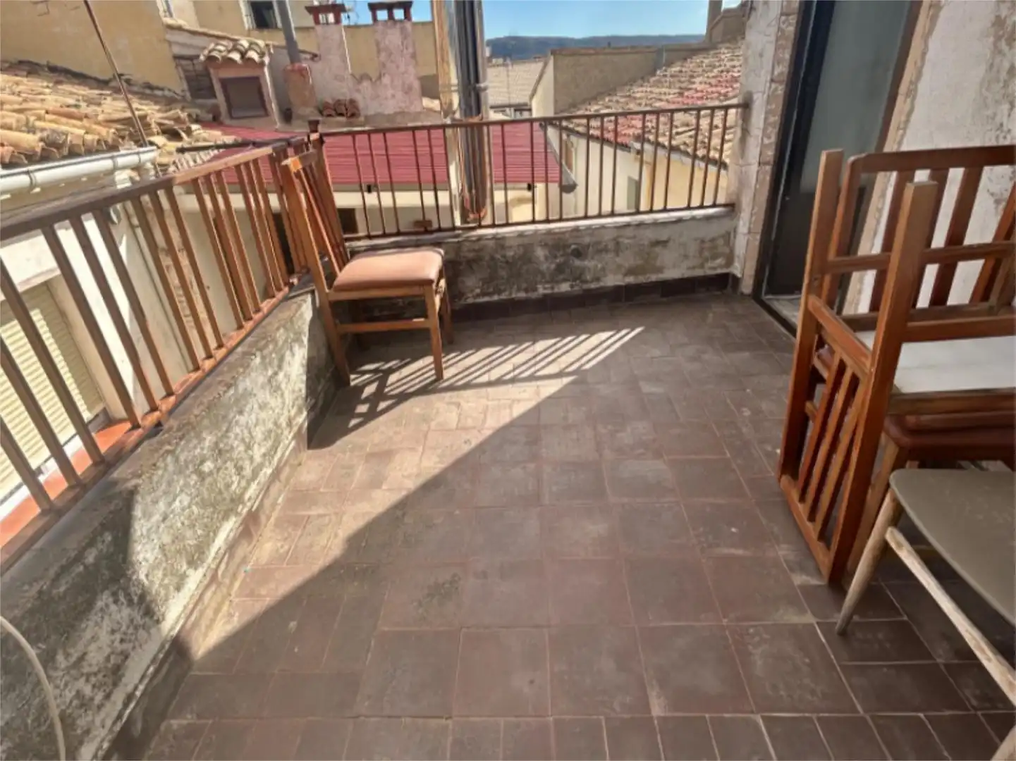 Casa adosada en venta en Calle Peñal, 7, Alloza Terraza de Casa adosada en venta en Alloza con Terraza y Amueblado