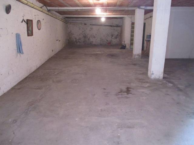 Local comercial en Venta en Avenida de la Constitución, 84 en San Martín del Rey Aurelio