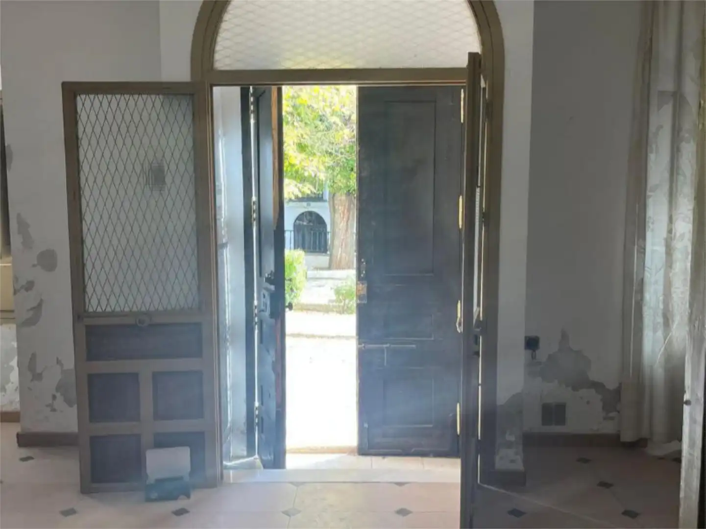 Casa adosada en venta en Plaza la Constitucion, 4, Cárcheles Casa adosada en venta en Cárcheles con Calefacción y Balcón