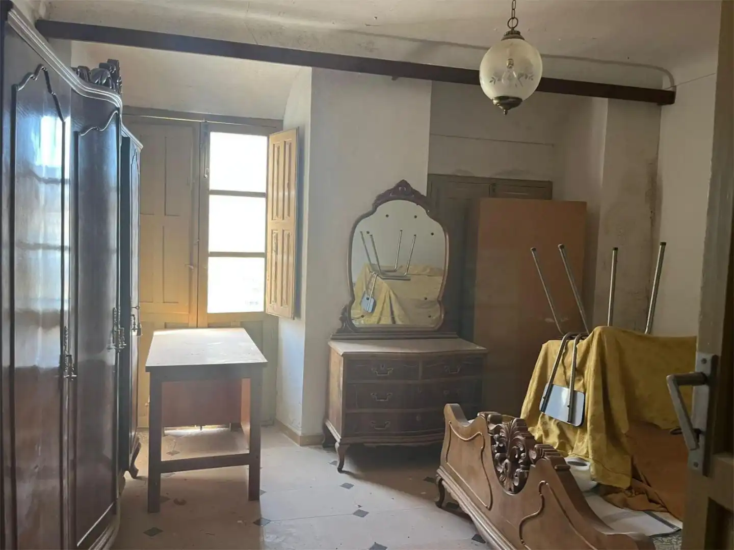 Casa adosada en venta en Plaza la Constitucion, 4, Cárcheles Habitación de Casa adosada en venta en Cárcheles con Calefacción y Balcón