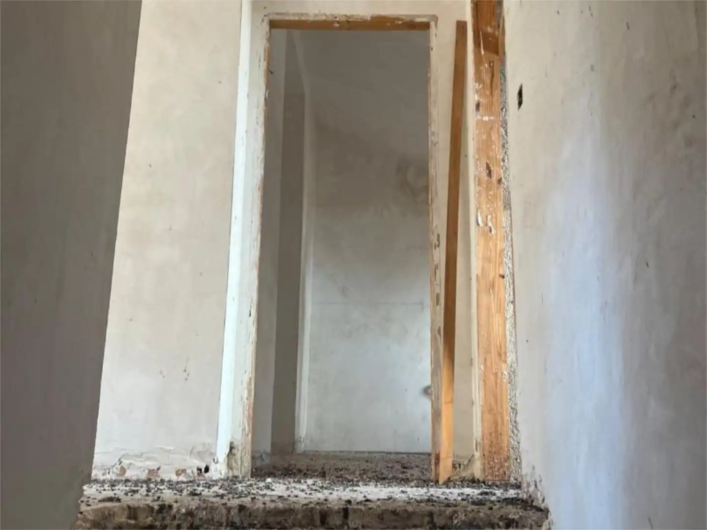 Casa adosada en venta en Plaza la Constitucion, 4, Cárcheles Casa adosada en venta en Cárcheles con Calefacción y Balcón