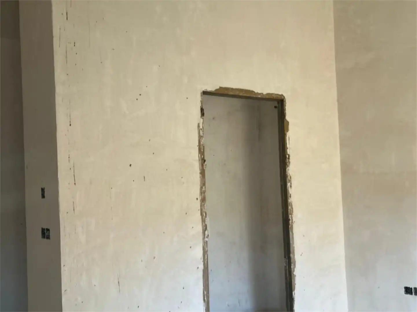 Casa adosada en venta en Plaza la Constitucion, 4, Cárcheles Casa adosada en venta en Cárcheles con Calefacción y Balcón