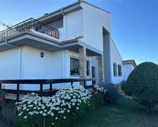 Exterior view of Single-family semi-detached for sale in Garrafe de Torío  with Terrace