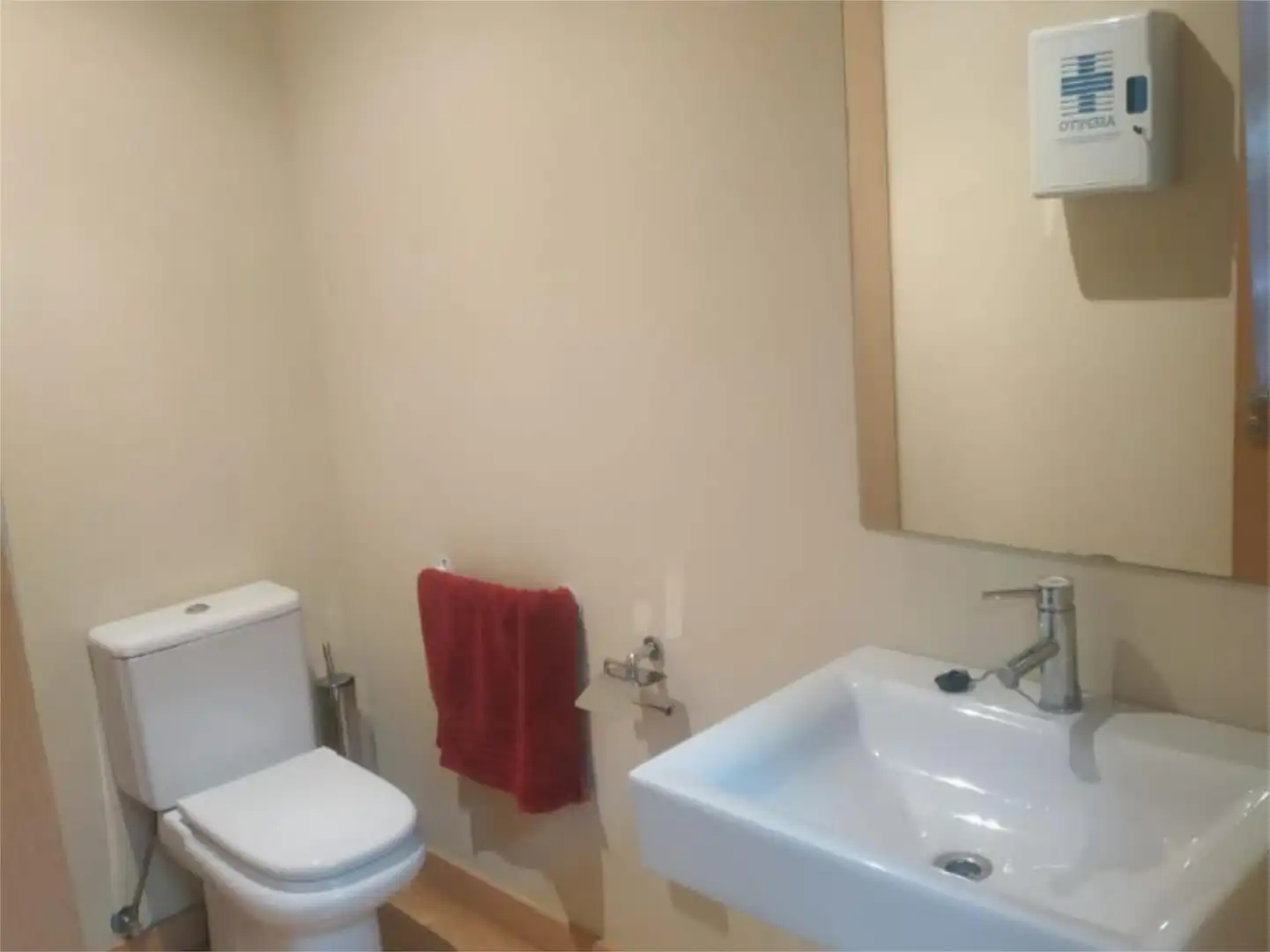 Büro zum Verkauf in Avenida Libertad, 6, Sierra de Estepona - Avda. de Andalucía Badezimmer von Büro zum Verkauf in Estepona