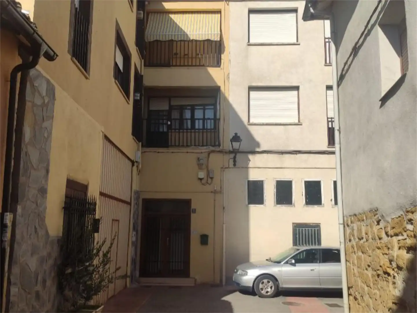 Vista exterior de Piso en venta en Cihuri con Terraza, Amueblado y Balcón