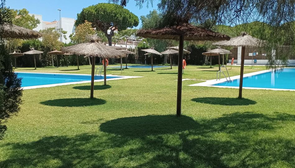 Piso de alquiler en Calle Serranía de Ronda, 20, Punta Umbría, Huelva - imagen 1 Foto 1 de Piso de alquiler en Calle Serranía de Ronda, 20, Punta Umbría, Huelva