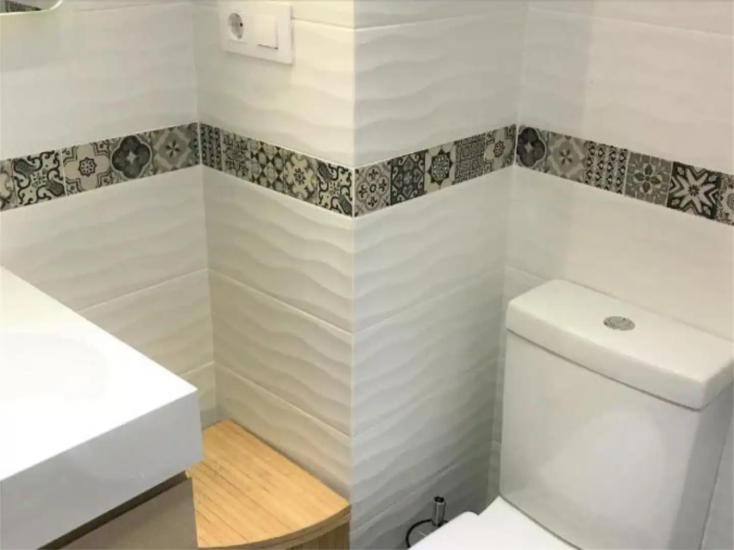 Flat for rent in Callejón Hurtado de Mendoza, 2, Almuñecar Centro Bathroom of Flat for rent in Almuñécar with Air Conditioner and Furnished