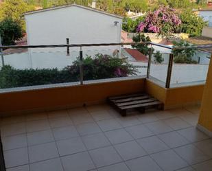 Terrasse von Wohnung miete in L'Escala mit Klimaanlage, Terrasse und Schwimmbad