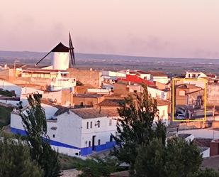 Vista exterior de Casa adosada en venda en Campo de Criptana