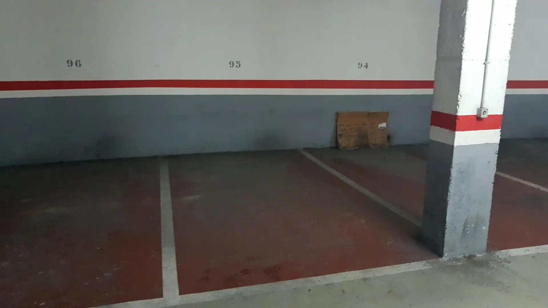 Garaje en venta en Carrer d'Echegaray, 27, La Salut Parking de Garaje en venta en Badalona