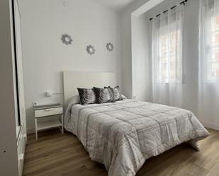 Bedroom of Flat to rent in Ferrol