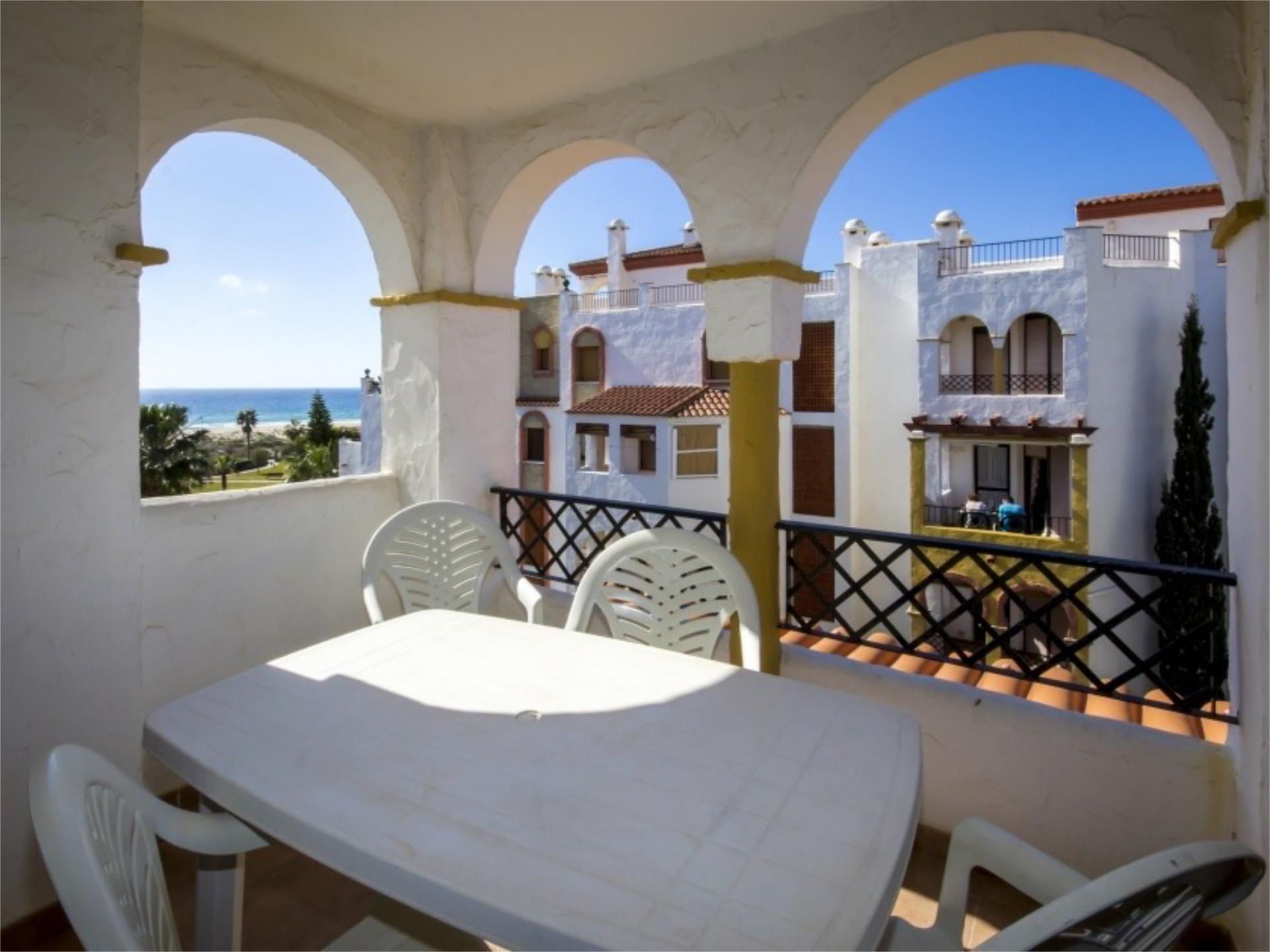 Terrace of Flat to rent in Zahara de los Atunes  with Air Conditioner, Heating and Private garden