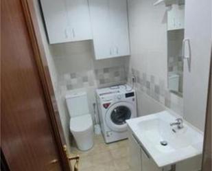 Bathroom of Flat to rent in Torrelavega 