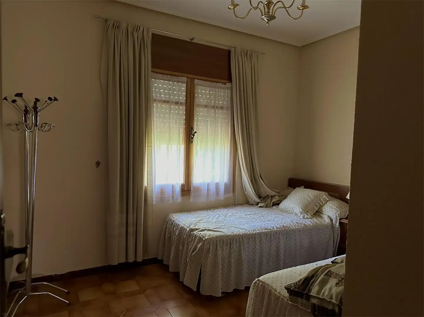 Casa o chalet en venta en Calle Don Quijote, 762, Argamasilla de Alba Habitación de Casa o chalet en venta en Argamasilla de Alba con Aire acondicionado, Terraza y Piscina
