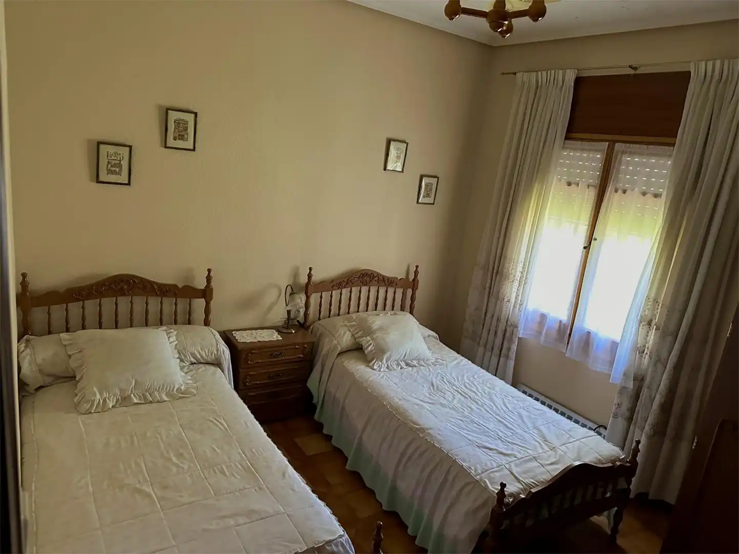 Casa o chalet en venta en Calle Don Quijote, 762, Argamasilla de Alba Habitación de Casa o chalet en venta en Argamasilla de Alba con Aire acondicionado, Terraza y Piscina