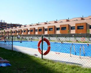 Piscina de Casa o xalet en venda en San Sebastián de los Reyes amb Aire condicionat, Terrassa i Piscina