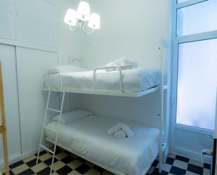 Bedroom of Flat to share in  Sevilla Capital  with Air Conditioner and Balcony