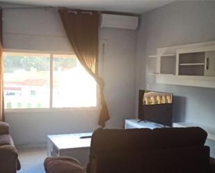 Living room of Flat for sale in Cabezuela del Valle  with Air Conditioner and Balcony