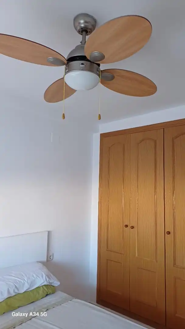 Piso de alquiler en Avenida de la Tarongina, 4, Tavernes de la Valldigna Habitación de Piso de alquiler en Tavernes de la Valldigna
