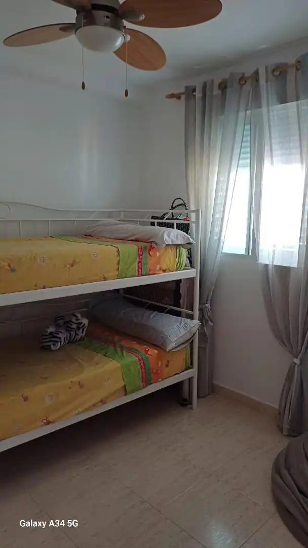 Piso de alquiler en Avenida de la Tarongina, 4, Tavernes de la Valldigna Habitación de Piso de alquiler en Tavernes de la Valldigna