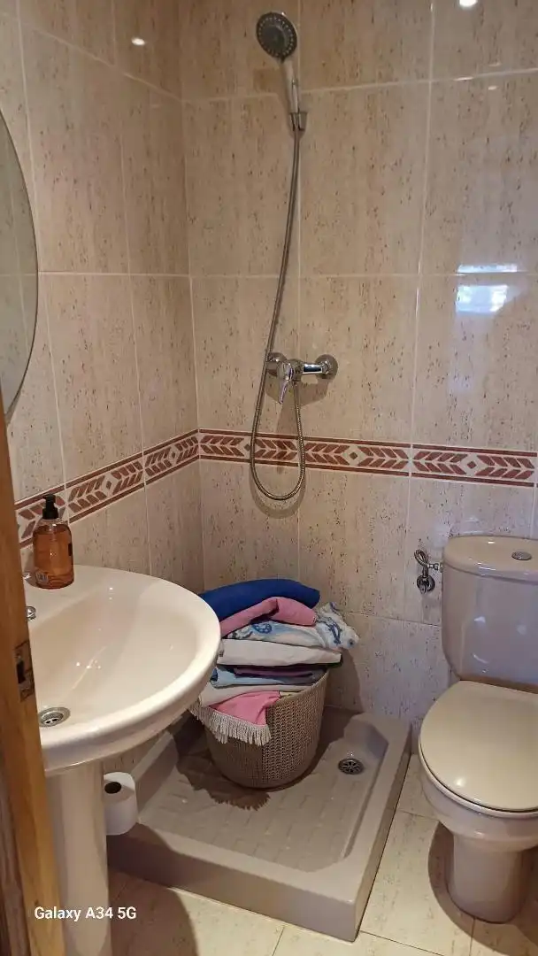 Piso de alquiler en Avenida de la Tarongina, 4, Tavernes de la Valldigna Baño de Piso de alquiler en Tavernes de la Valldigna