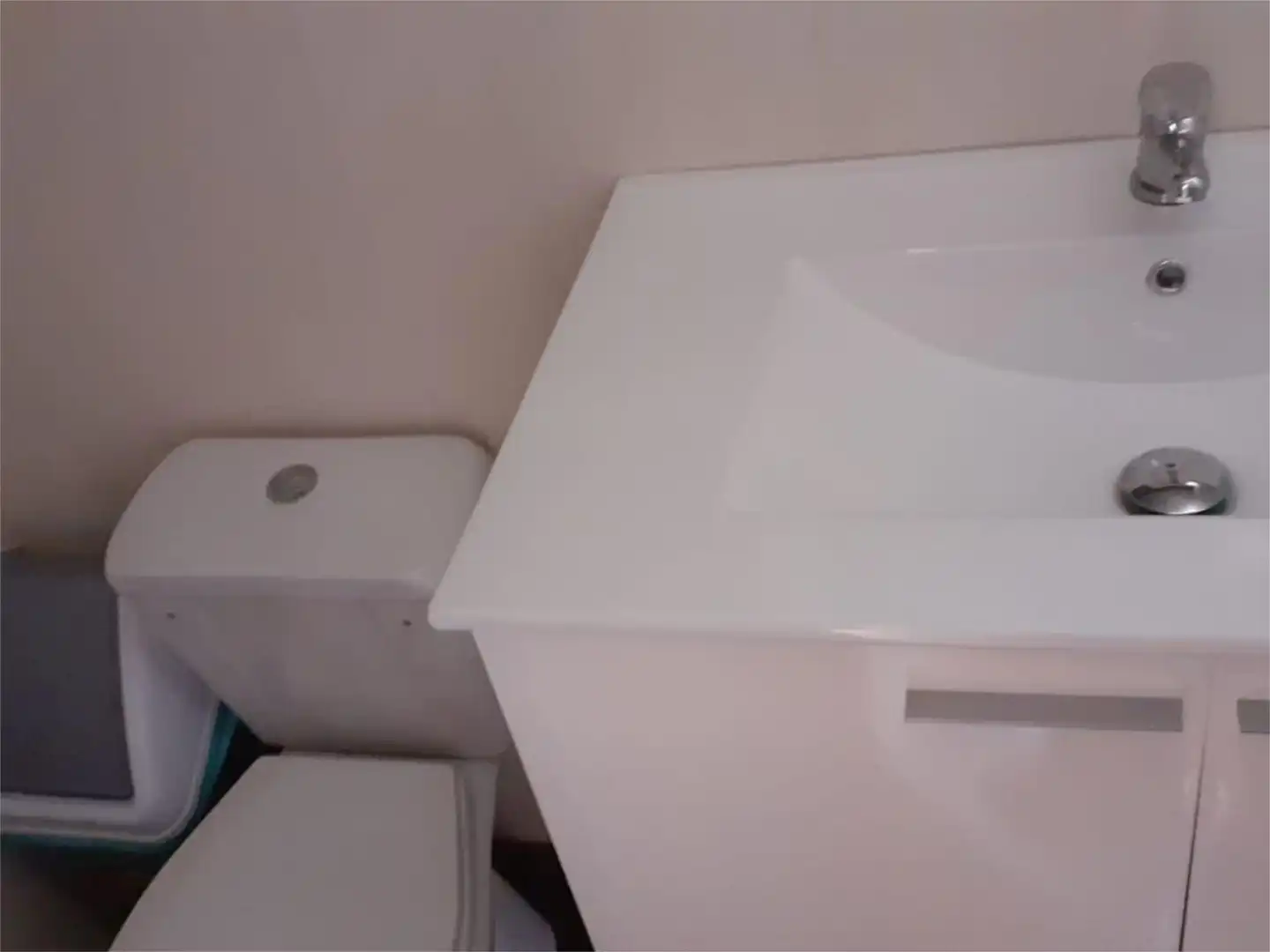 Terreno en venta en Calle Mosen Ramon Artigues, 24, Alguaire Baño de Terreno en venta en Alguaire