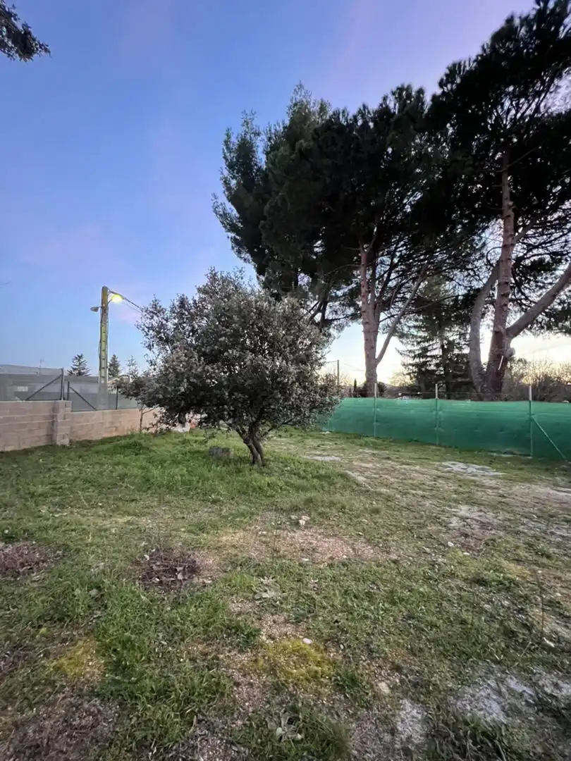 Terreno en venta en Calle Camino de Cabanillas, 2, Navalafuente Terreno en venta en Navalafuente