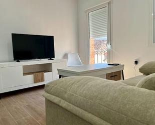 Wohnzimmer von Wohnung miete in Berlanga mit Klimaanlage und Balkon