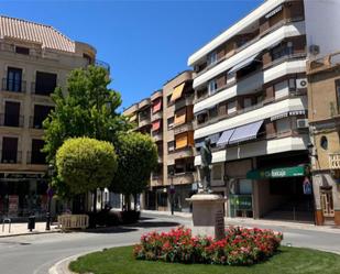 Vista exterior de Pis en venda en Tomelloso amb Aire condicionat, Terrassa i Balcó