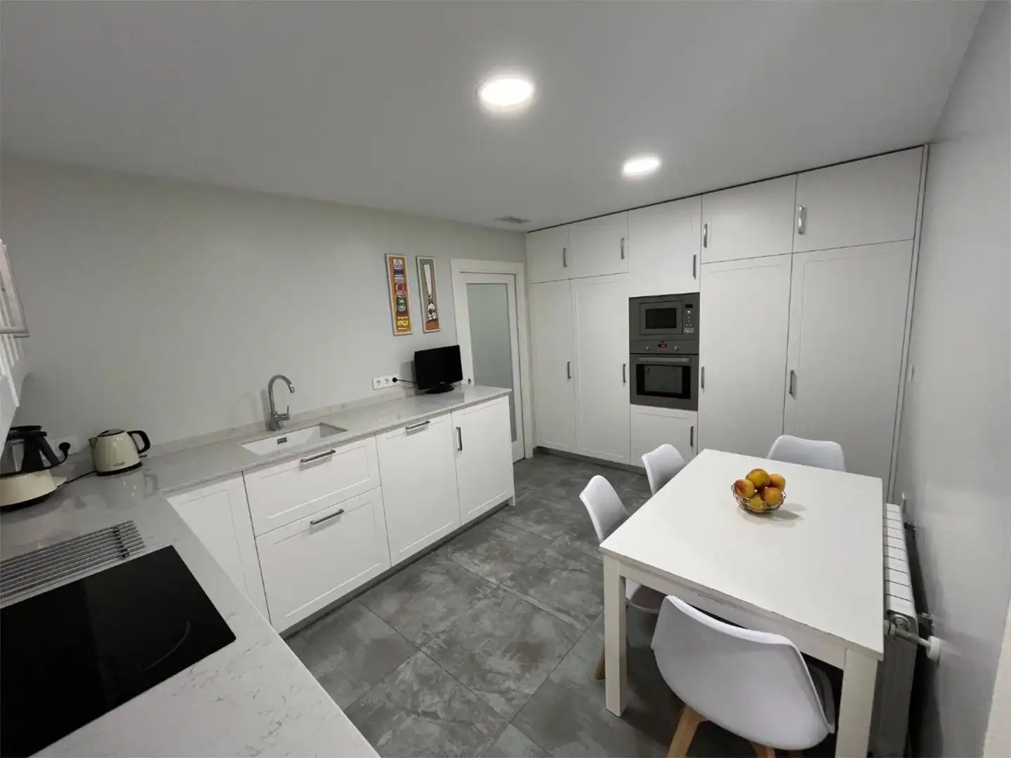 Piso en venta en Calle García Pavón, 106, Tomelloso Cocina de Piso en venta en Tomelloso con Aire acondicionado, Terraza y Balcón