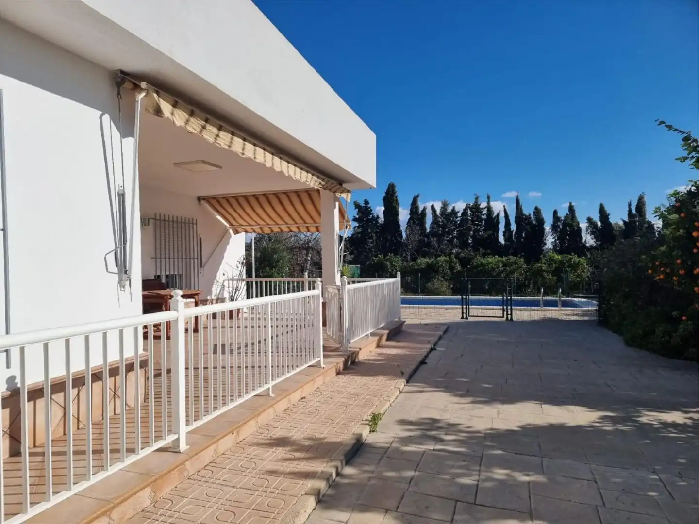 Außenansicht von Country house zur Miete in Elche / Elx mit Klimaanlage, Heizung und Privatgarten