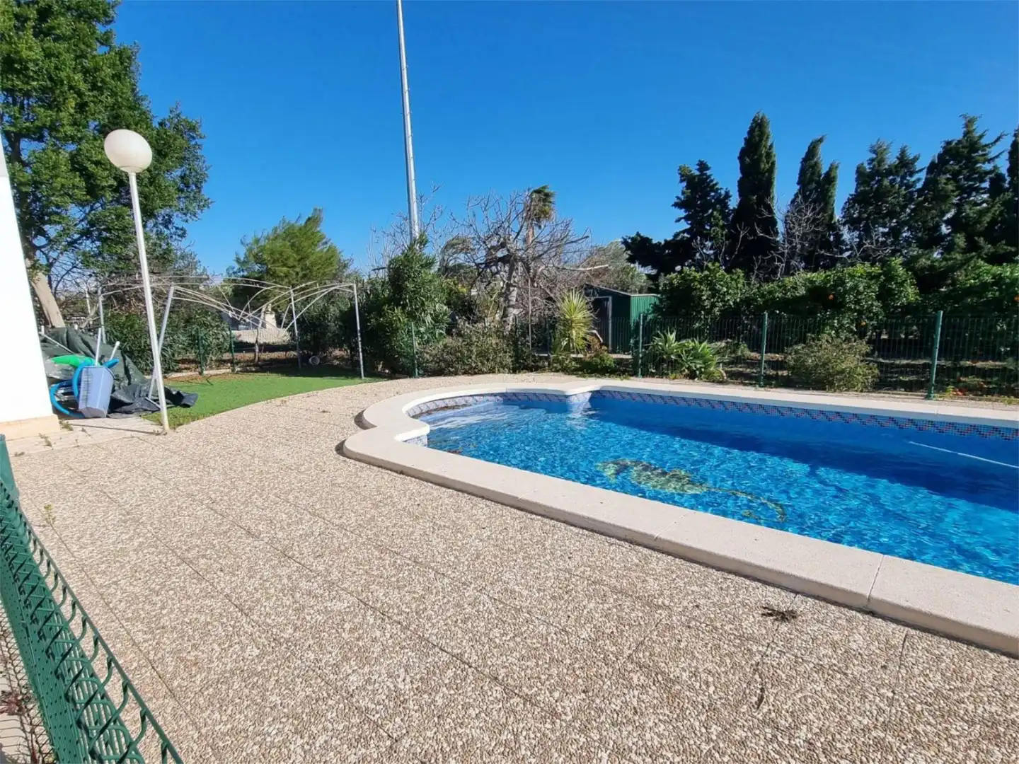 Schwimmbecken von Country house zur Miete in Elche / Elx mit Klimaanlage, Heizung und Privatgarten