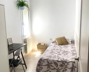 Bedroom of Flat to share in  Barcelona Capital  with Terrace