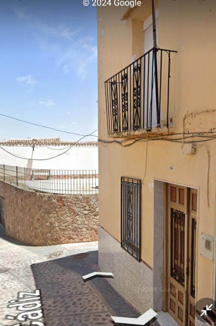Vista exterior de Casa adosada en venda en Santisteban del Puerto amb Terrassa, Traster i Moblat