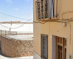 Vista exterior de Casa adosada en venda en Santisteban del Puerto amb Terrassa, Traster i Moblat