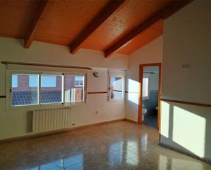 Bedroom of Single-family semi-detached for sale in Alagón  with Terrace and Balcony