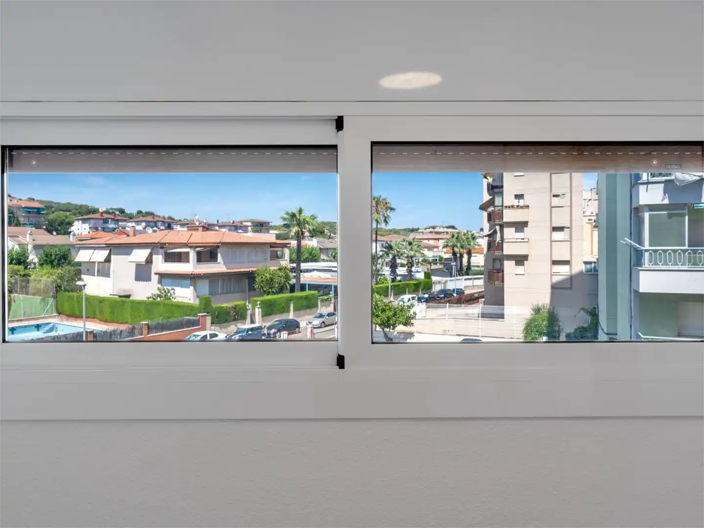 Flat for sale in Avinguda de Barcelona, 39, Can Toni Exterior view of Flat for sale in Cunit with Air Conditioner and Terrace