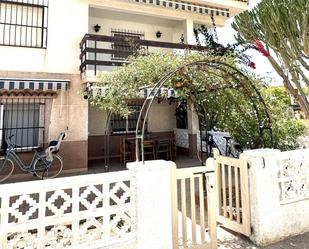 Vista exterior de Casa o xalet de lloguer en Águilas amb Terrassa