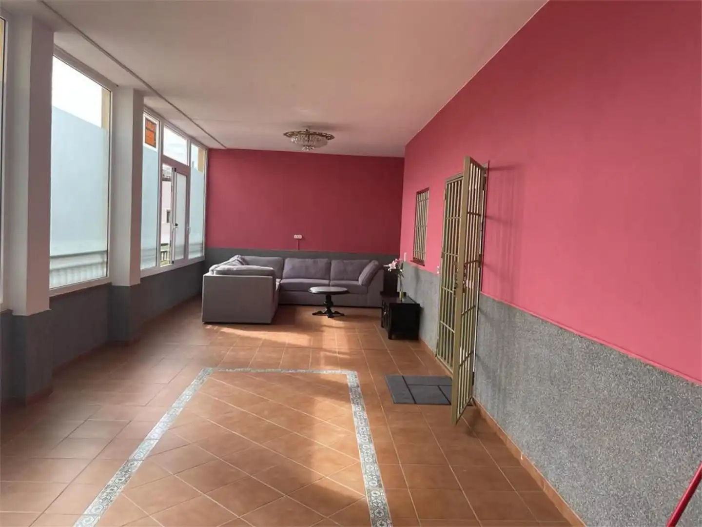 Commercial properties for rent in Calle Montaña Clara, 6, Fañabé - Ifonche y Benítez Commercial properties for rent in Adeje with Air Conditioner and Furnished
