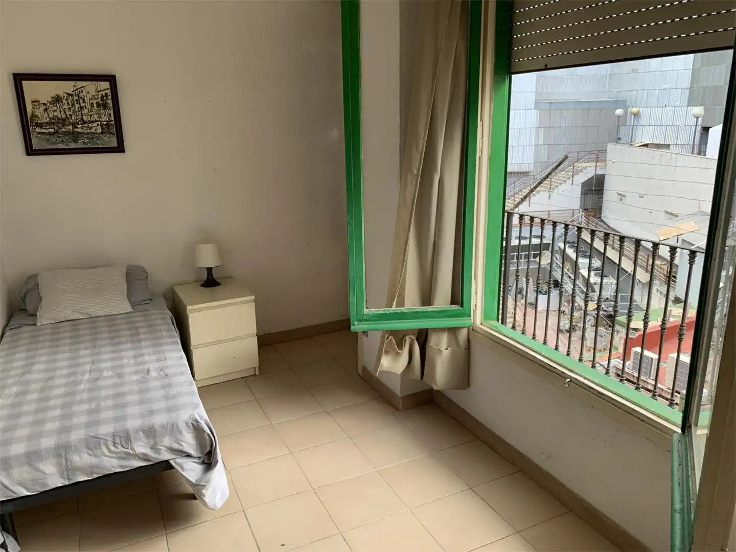 Room in Carrer de Fontanella, Barri Gòtic Room in Carrer de Fontanella, Barri Gòtic