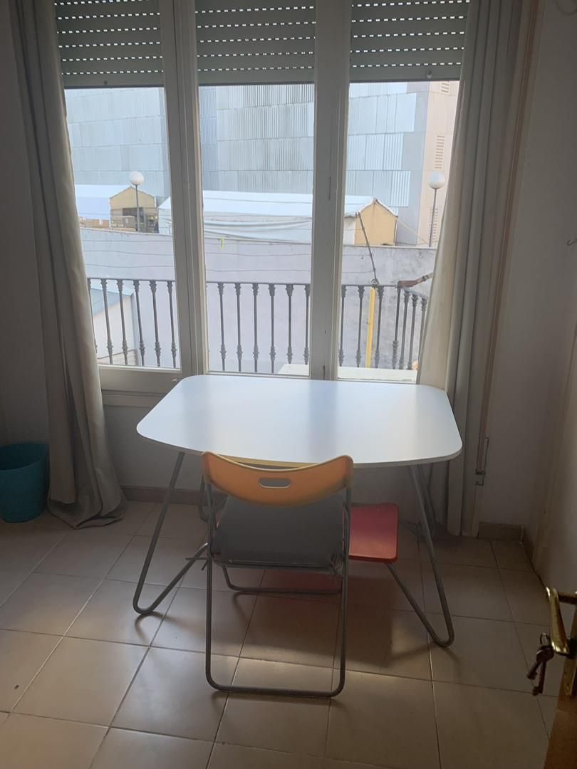 Flat to share in Carrer de Fontanella, Barri Gòtic
