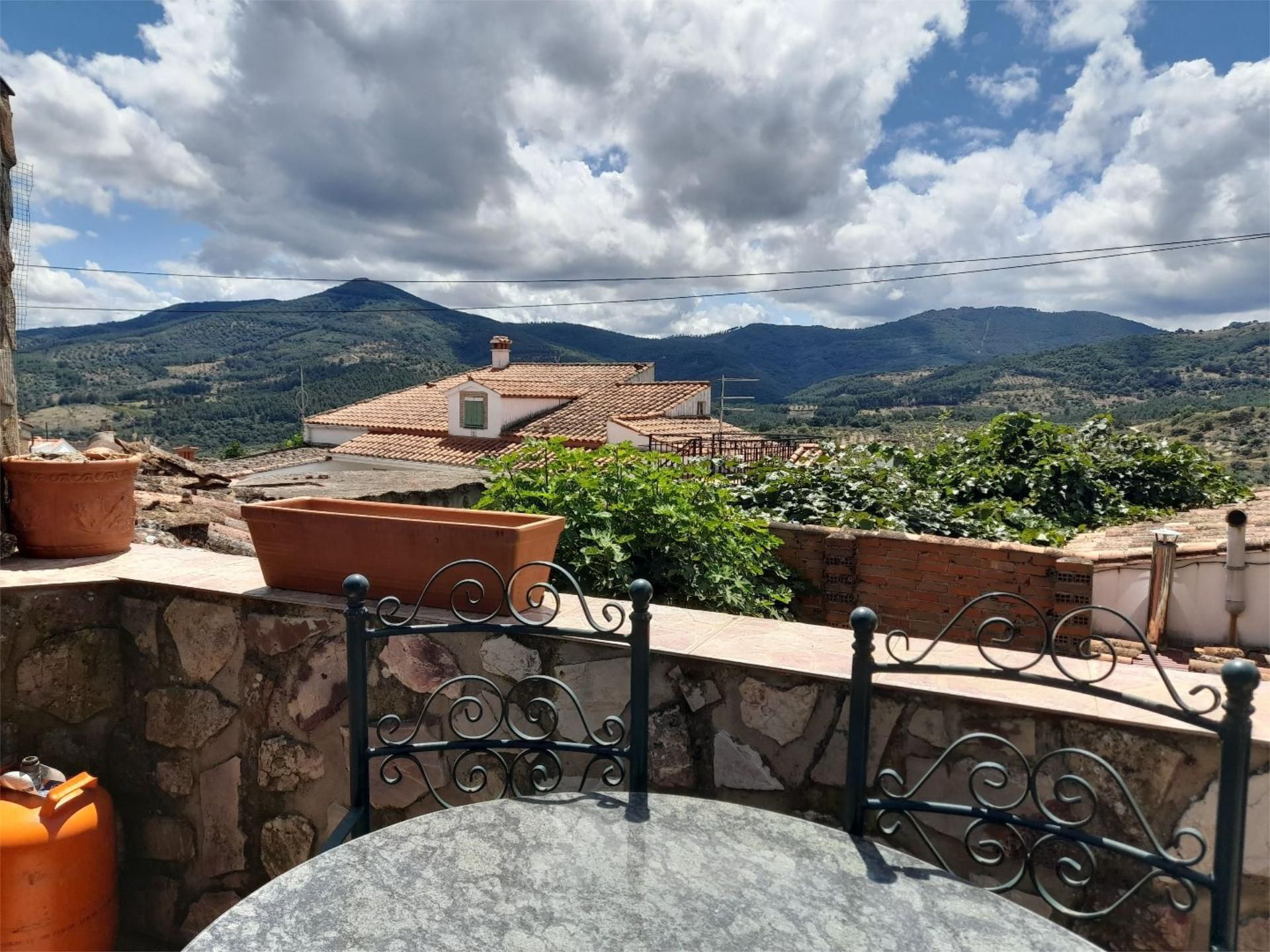 Exterior view of House or chalet for sale in Guadalupe  with Air Conditioner, Terrace and Balcony