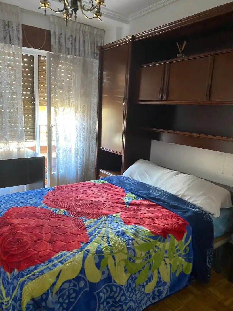 Room in Calle Río Ega, 44, Azpilañaga