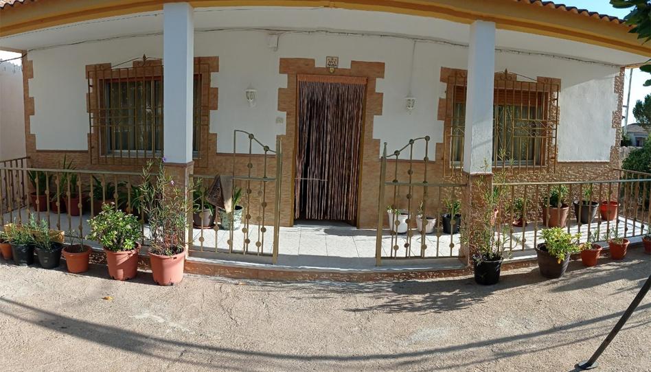 House or chalet for sale in Calle Juan Muñoz Lara, 7, Guadalcázar, Córdoba - image 1 Photo 1 of House or chalet for sale in Calle Juan Muñoz Lara, 7, Guadalcázar, Córdoba