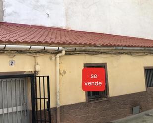 Vista exterior de Casa adosada en venda en Talavera de la Reina