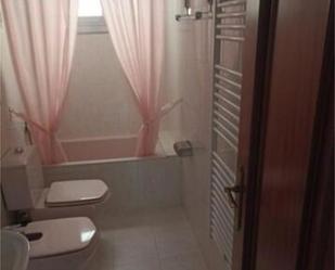 Bathroom of Flat for sale in Rubí  with Terrace