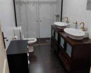 Bathroom of Flat to rent in Morón de la Frontera